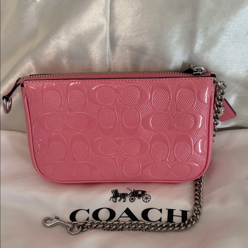 🩷Coach NWT Pink Pearlized Nolita19 Signature Leather/Heart Charm/SilverHardware - Picture 5 of 9